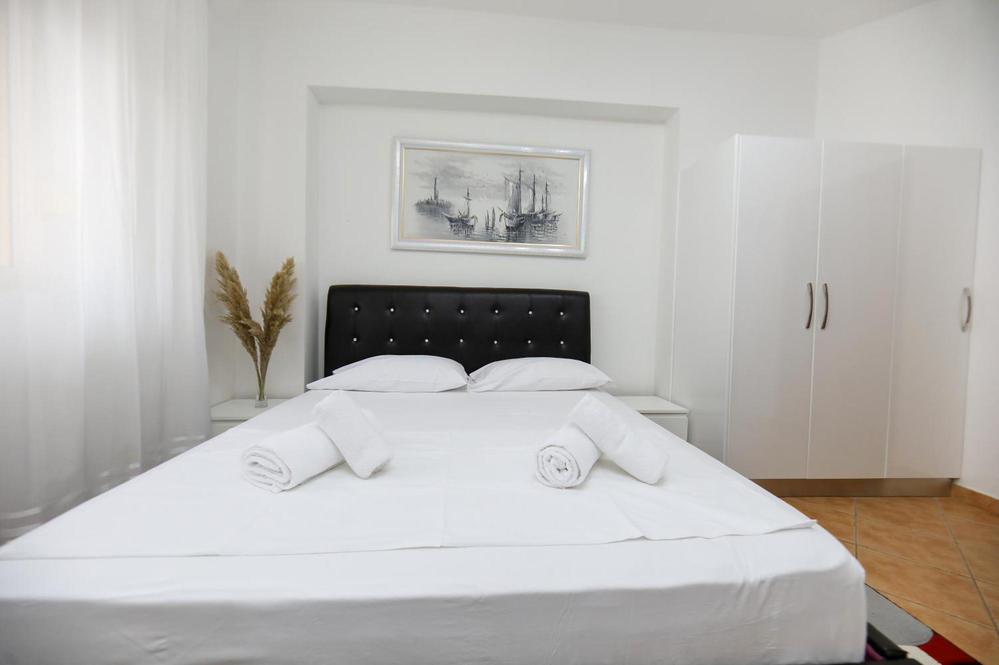 Noa Apartments Влёра Экстерьер фото